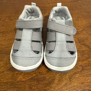 Stride rite - toddler sz 5